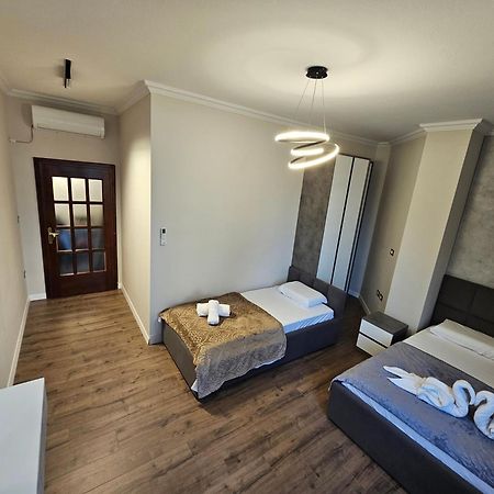 Sky Apartaments City Center Τίρανα Εξωτερικό φωτογραφία