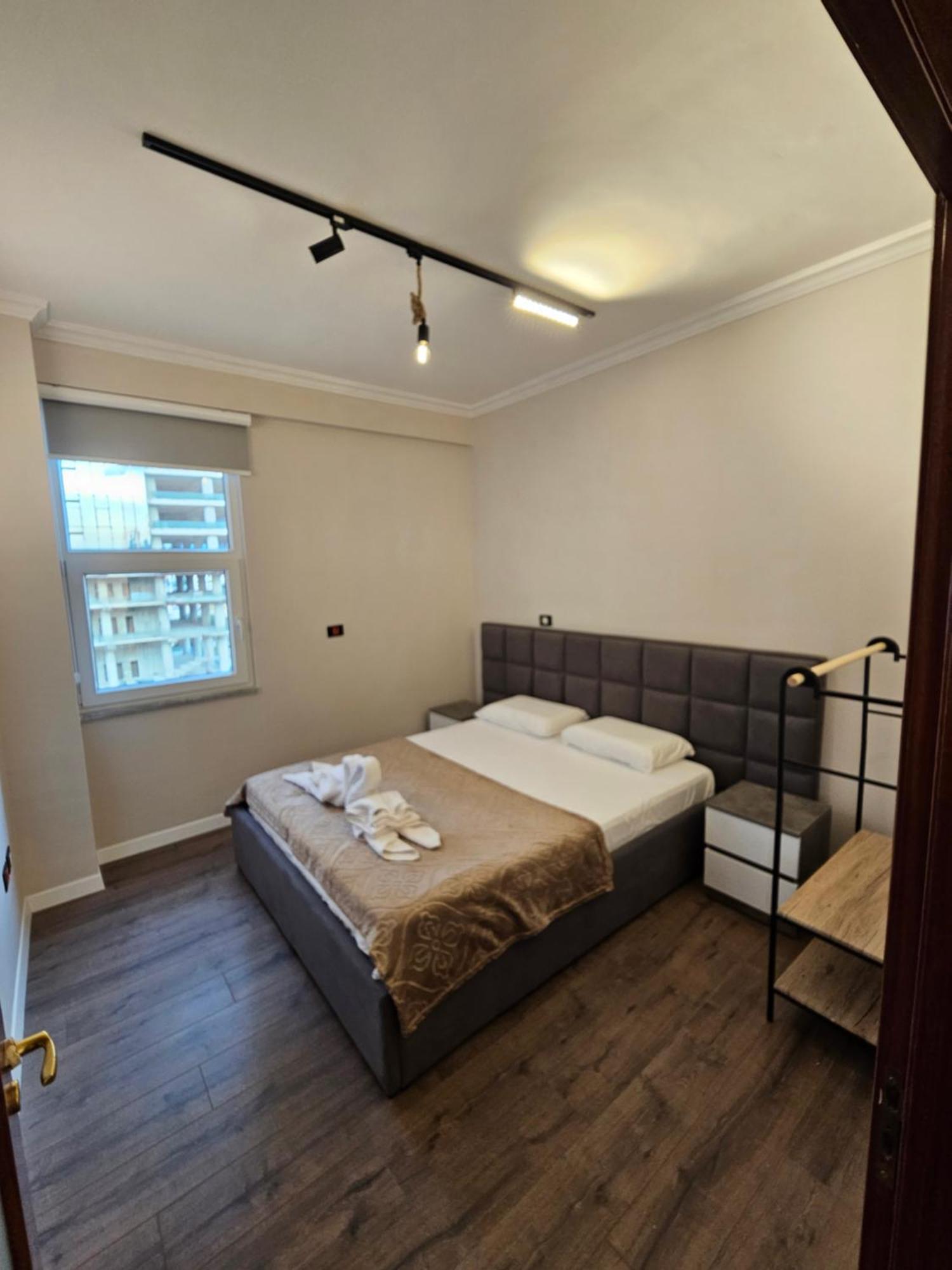 Sky Apartaments City Center Τίρανα Εξωτερικό φωτογραφία