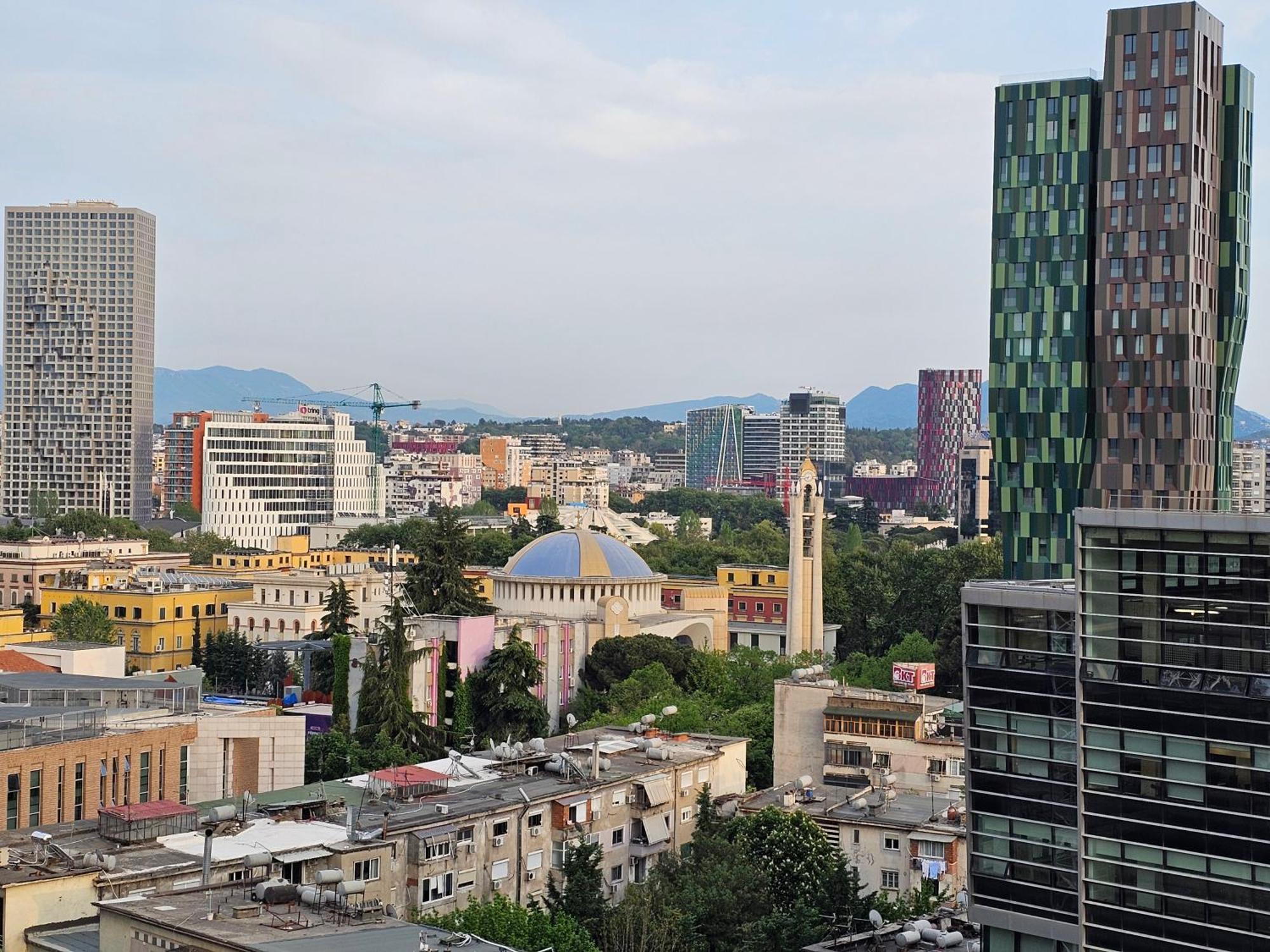 Sky Apartaments City Center Τίρανα Εξωτερικό φωτογραφία